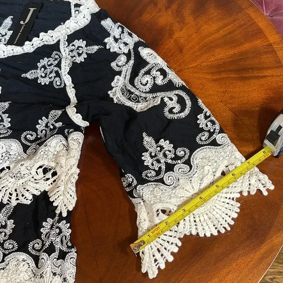JANICE Lace Black/ White Ladies Top. One size see measurements - Picture 10 of 15